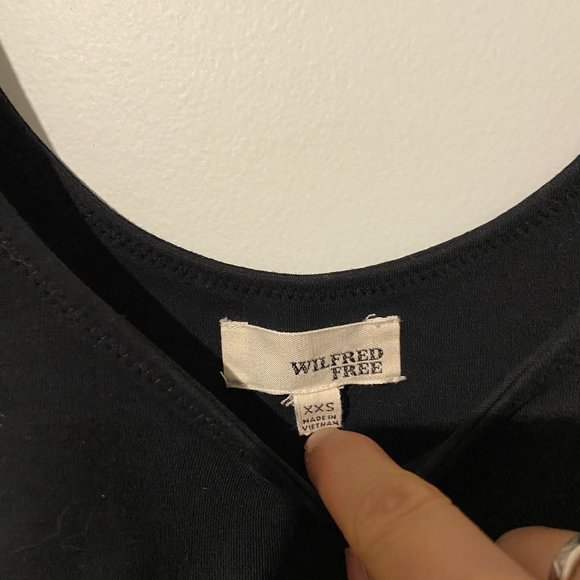 Aritzia shannon cut out bra top - Picture 3 of 3